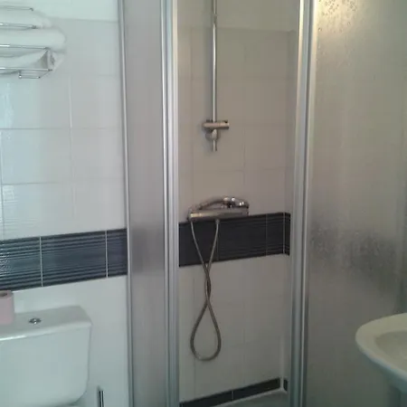 Les Pecheurs Отель